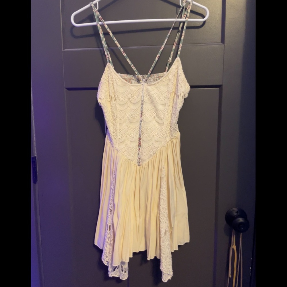 BKE long tank top. Size M.